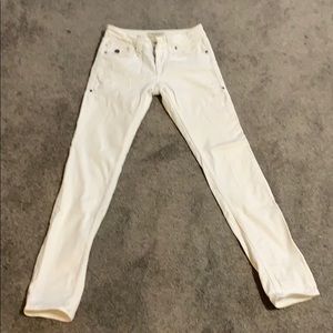 White skinny Taverniti jeans